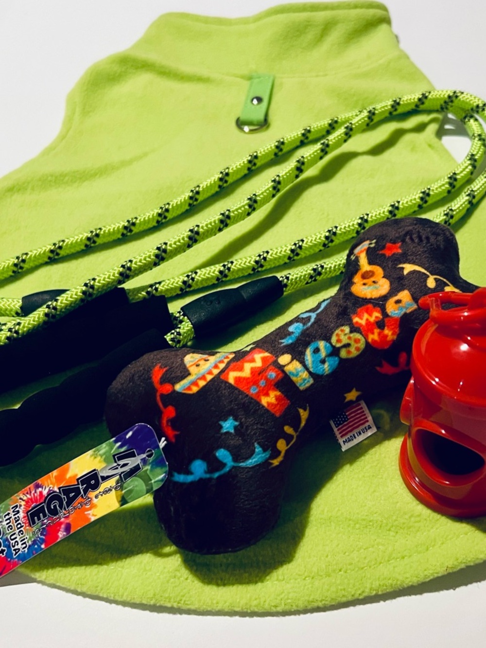 PET BUNDLE Featuring Lime Green Vest/shirt.Fits 7-12 lb pet. Other goodies too!